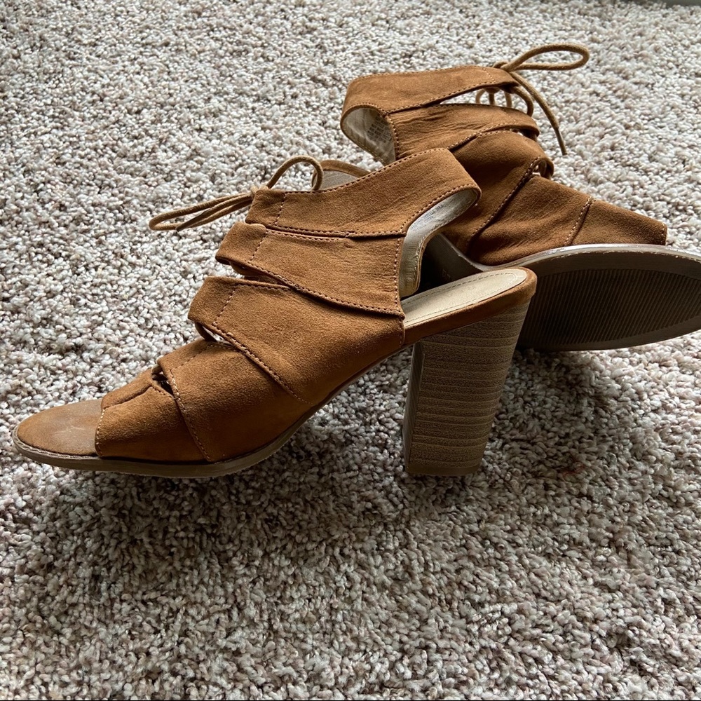 Kenneth Cole Reaction Lace Up Heels/Sandals
